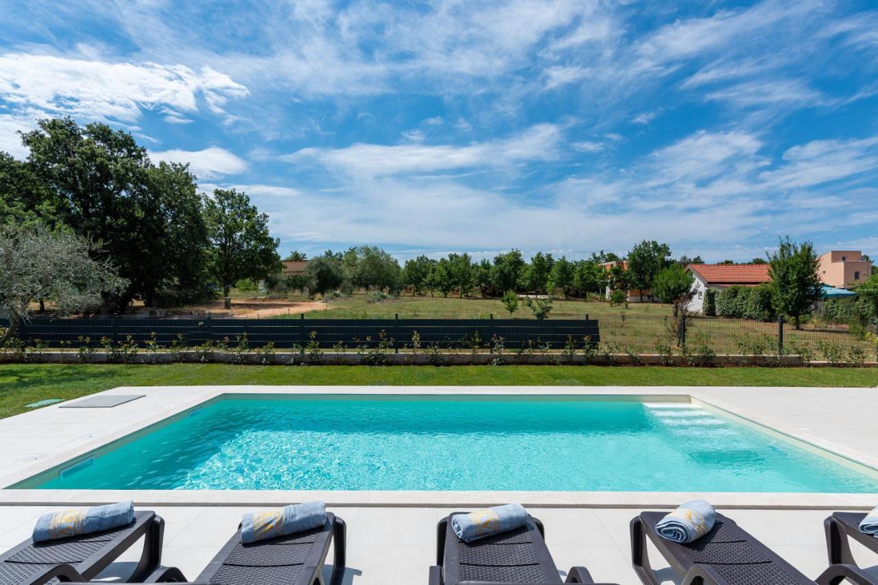 Villa Dafna Пореч Екстер'єр фото