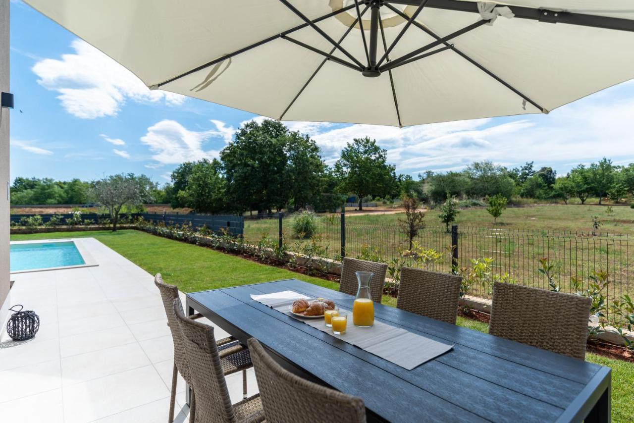 Villa Dafna Пореч Екстер'єр фото